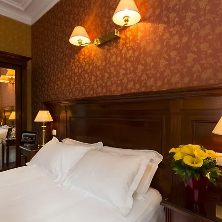 Viator - Gare De Lyon Hotel Paris